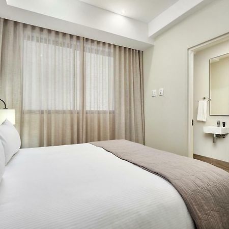 The Regency Apartment Hotel Menlyn Pretoria Bagian luar foto